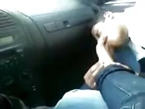 Aku naik kemaluannya ...