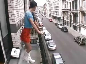 Menjatuhkan situs bo ...