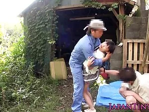 MiLF Yuuka ada di do ...