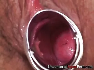 Dia ingin penis yang ...