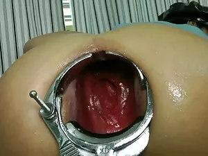 Tidak ada free seks  ...