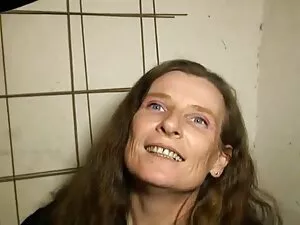 Ibu gemuk menelan du ...